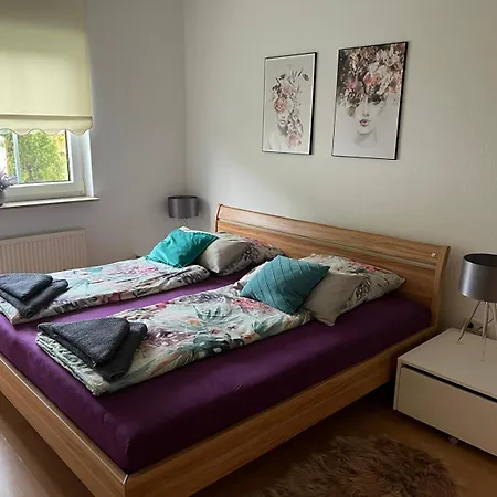 Apartment Grosszuegige 4-zimmer-wohnung In Bis Zu 12 Personen *