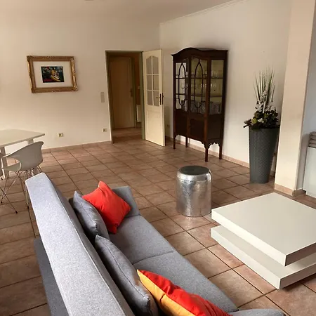Apartment Grosszuegige 4-zimmer-wohnung In Bis Zu 12 Personen *